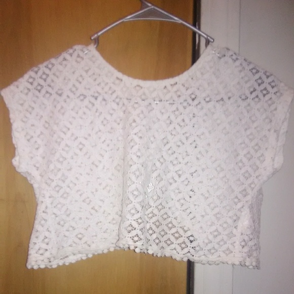 Girls size medium crop top - Picture 2 of 2